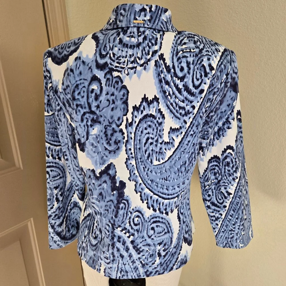 St. John Sport Zip Up light jacket S Blue Whiter Paisley